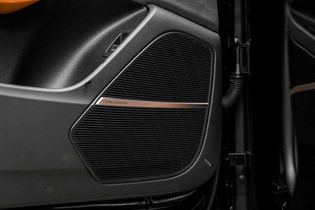 2024 Audi RS Q8 photo 28