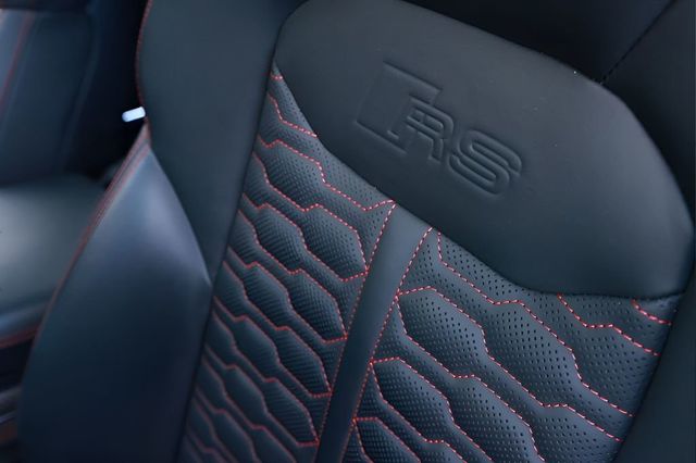 2024 Audi RS Q8 4.0 TFSI quattro - 23041228 - 32