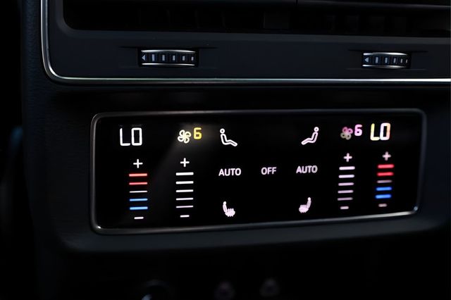 2024 Audi RS Q8 4.0 TFSI quattro - 23041228 - 38