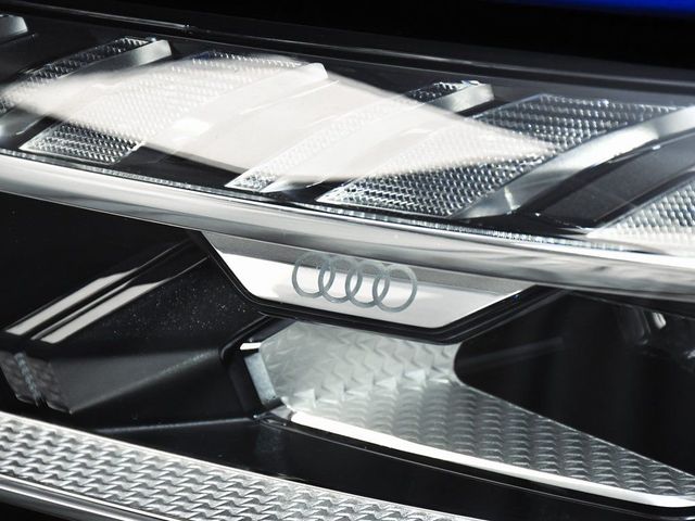 2024 Audi S8 4.0T - 22976877 - 83