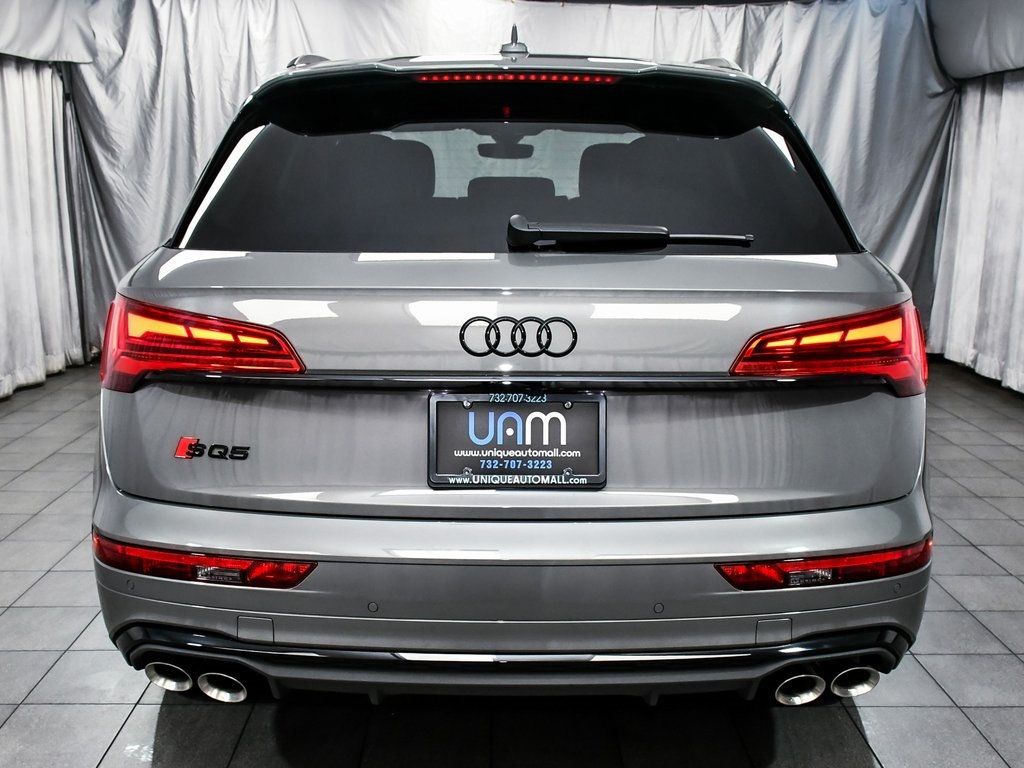 2024 Audi SQ5 Premium Plus photo 2