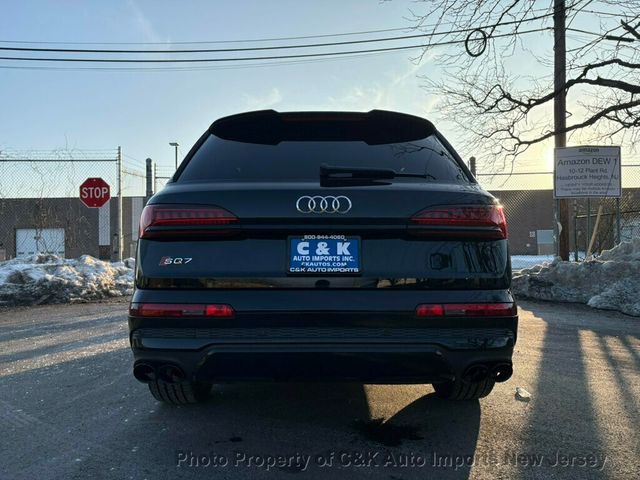 2024 Audi SQ7 Black Optics,Executive Pkg,Sport Pkg,Sport Exhaust,Carbon Pkg - 22985544 - 10