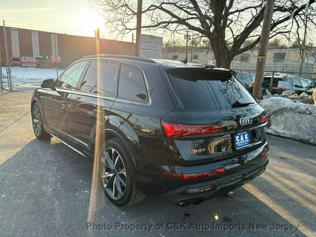 2024 Audi SQ7 Black Optics,Executive Pkg,Sport Pkg,Sport Exhaust,Carbon Pkg - 22985544 - 13