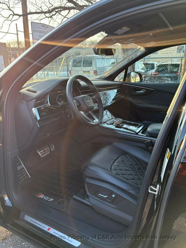 2024 Audi SQ7 Black Optics,Executive Pkg,Sport Pkg,Sport Exhaust,Carbon Pkg - 22985544 - 19