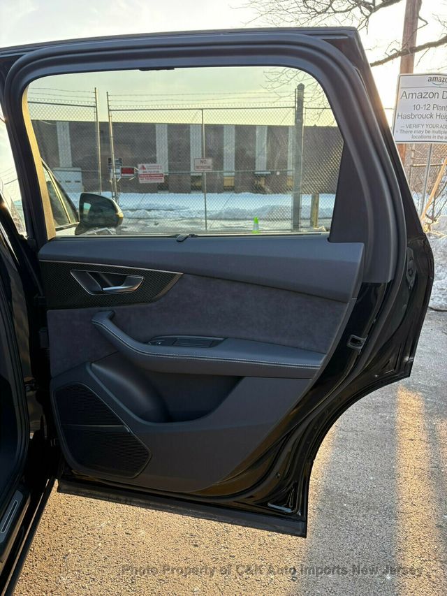 2024 Audi SQ7 Black Optics,Executive Pkg,Sport Pkg,Sport Exhaust,Carbon Pkg - 22985544 - 29