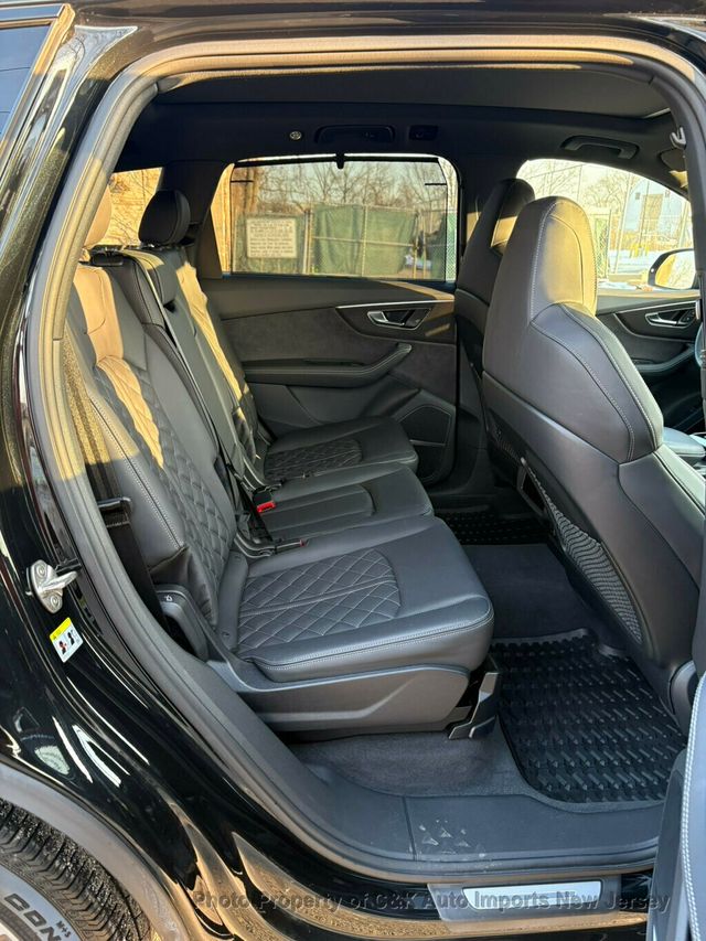 2024 Audi SQ7 Black Optics,Executive Pkg,Sport Pkg,Sport Exhaust,Carbon Pkg - 22985544 - 30
