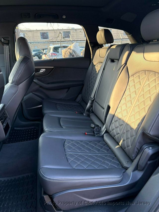 2024 Audi SQ7 Black Optics,Executive Pkg,Sport Pkg,Sport Exhaust,Carbon Pkg - 22985544 - 35