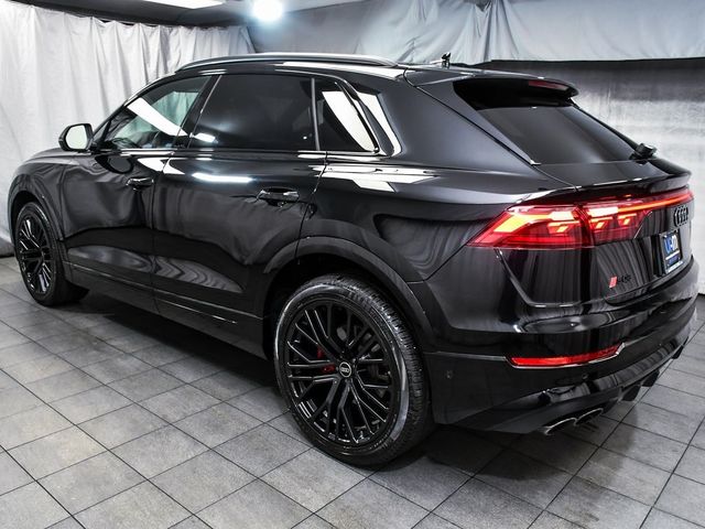 2024 Audi SQ8 Prestige photo 4