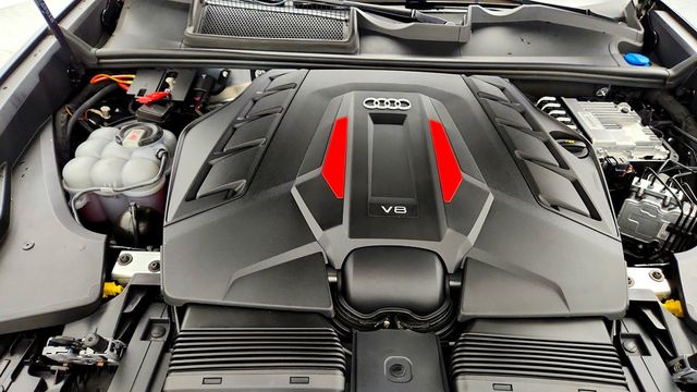 2024 Audi SQ8 Premium Plus 4.0 quattro w/ S Sport, Executive, Black Optic Pkgs - 23096187 - 26