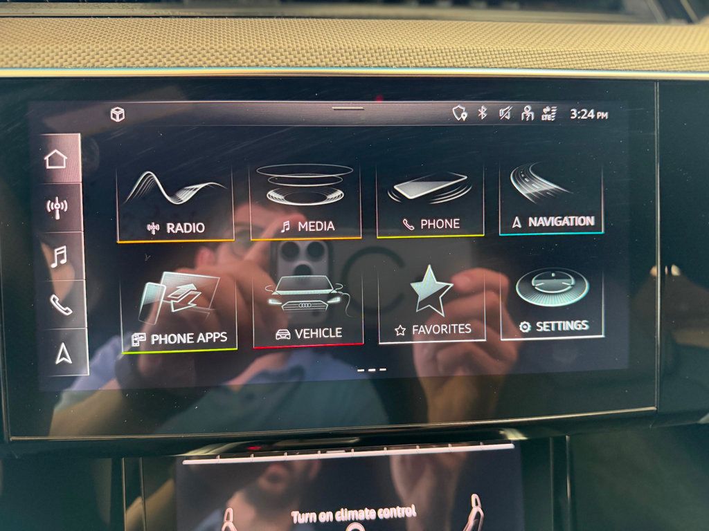 2024 Audi SQ8 e-tron Premium Plus quattro - 23011295 - 22