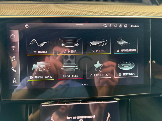 2024 Audi SQ8 e-tron Premium Plus quattro - 23011295 - 22