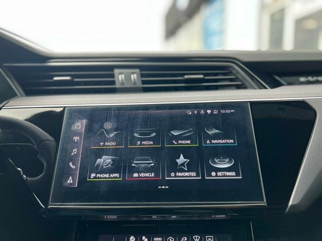 2024 Audi SQ8 e-tron Prestige quattro - 23046392 - 22