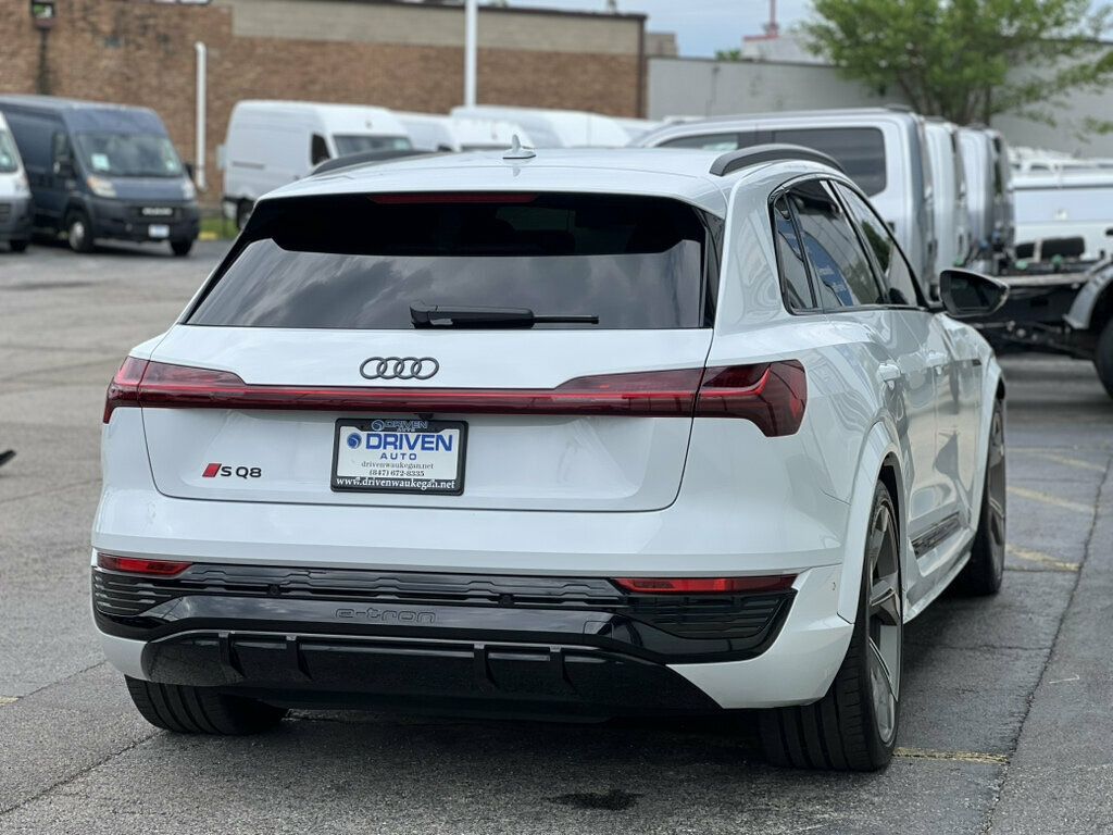2024 Audi SQ8 e-tron Prestige quattro - 23046392 - 35
