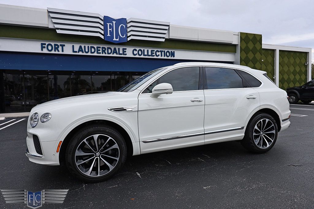 2024 Bentley Bentayga V8 AWD - 22998003 | Video 1