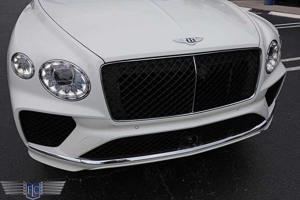 2024 Bentley Bentayga V8 AWD - 22998003 - 10