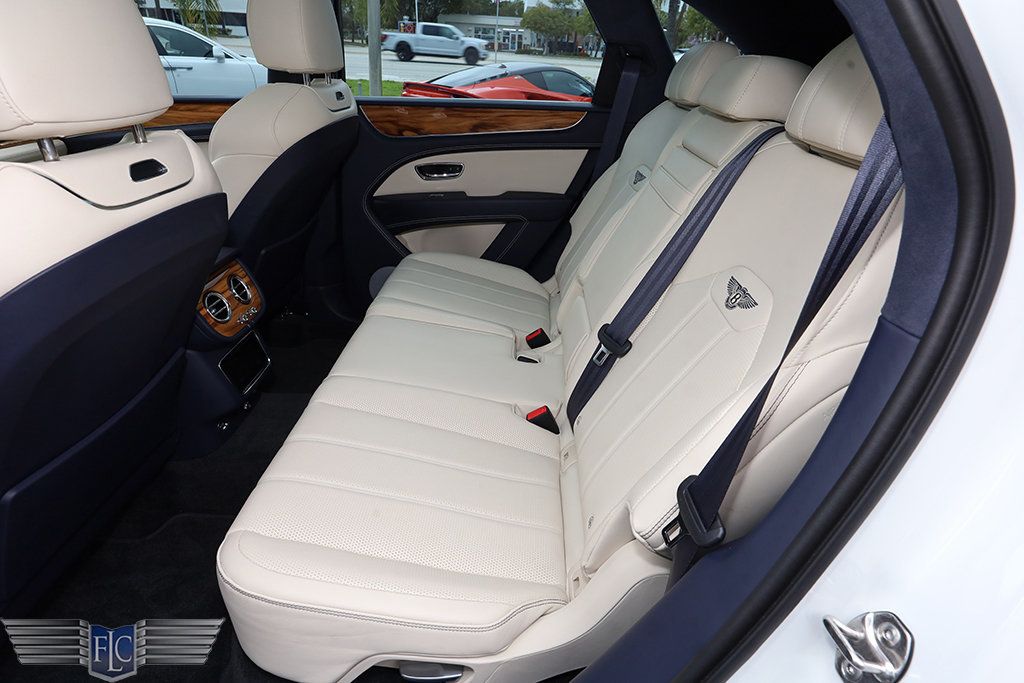 2024 Bentley Bentayga V8 AWD - 22998003 - 16