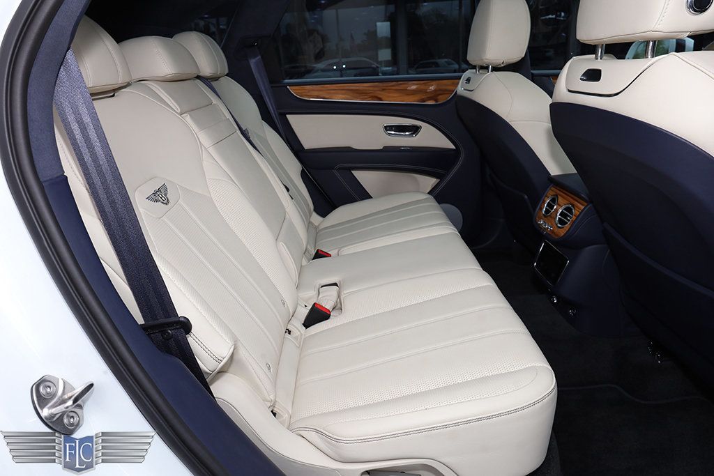 2024 Bentley Bentayga V8 AWD - 22998003 - 17