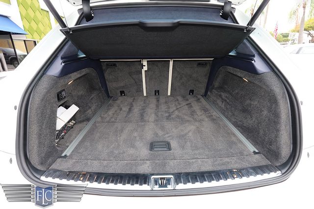 2024 Bentley Bentayga V8 AWD - 22998003 - 22