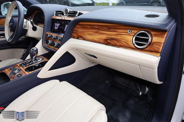 2024 Bentley Bentayga V8 AWD - 22998003 - 26