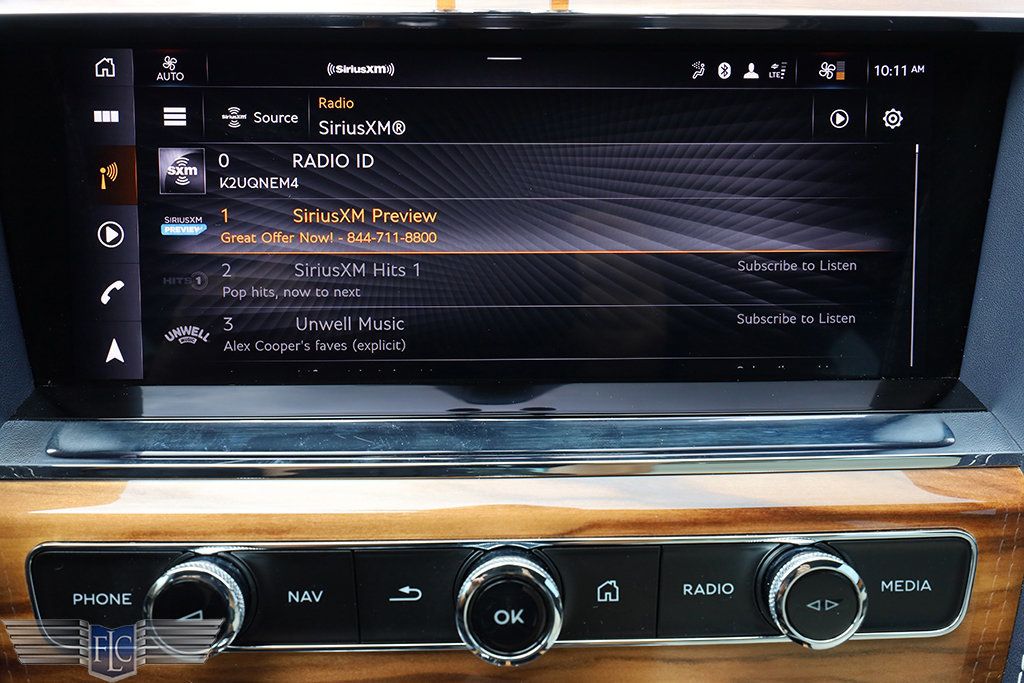 2024 Bentley Bentayga V8 AWD - 22998003 - 31