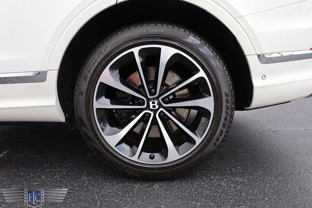 2024 Bentley Bentayga V8 AWD - 22998003 - 44