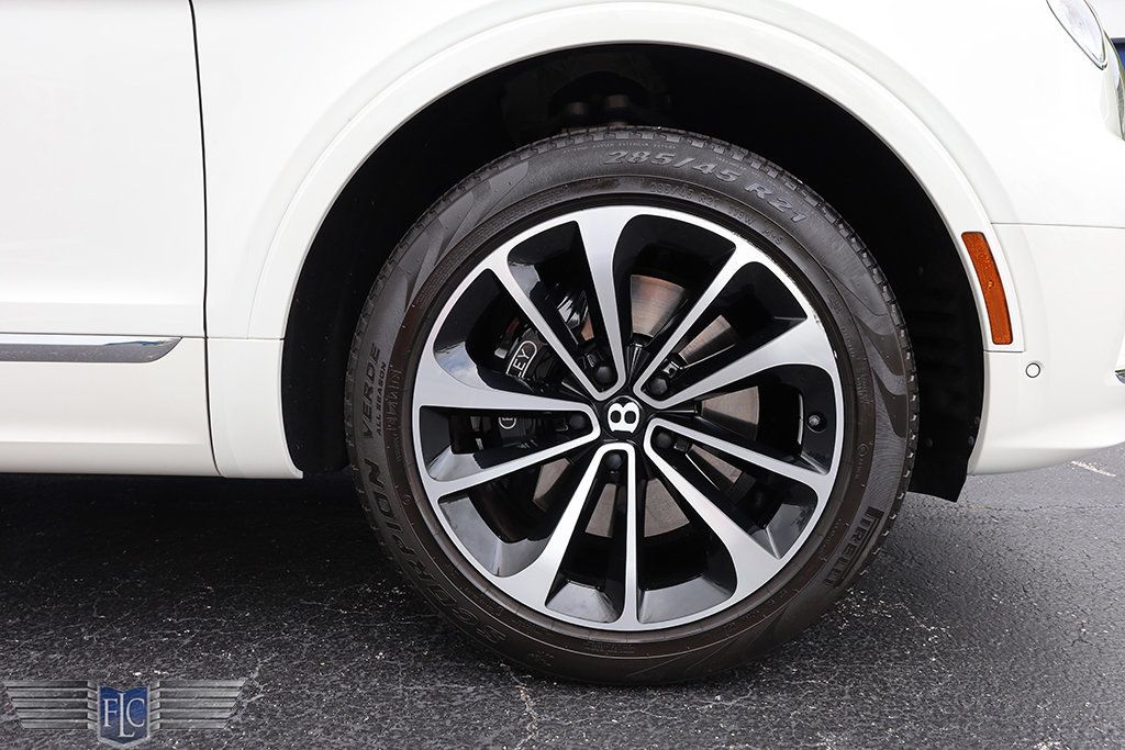 2024 Bentley Bentayga V8 AWD - 22998003 - 46