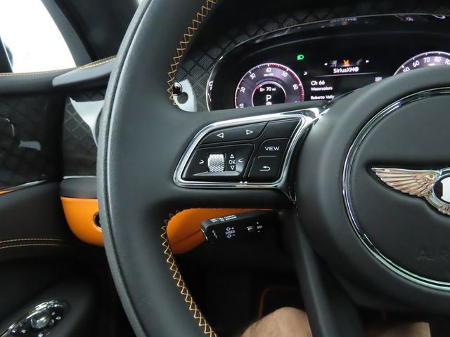 2024 Bentley Bentayga V8 AWD - 22892488 - 10