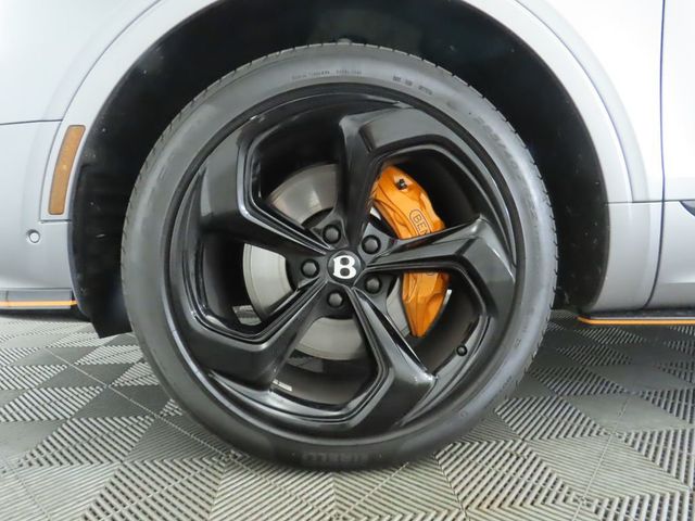 2024 Bentley Bentayga V8 AWD - 22892488 - 30