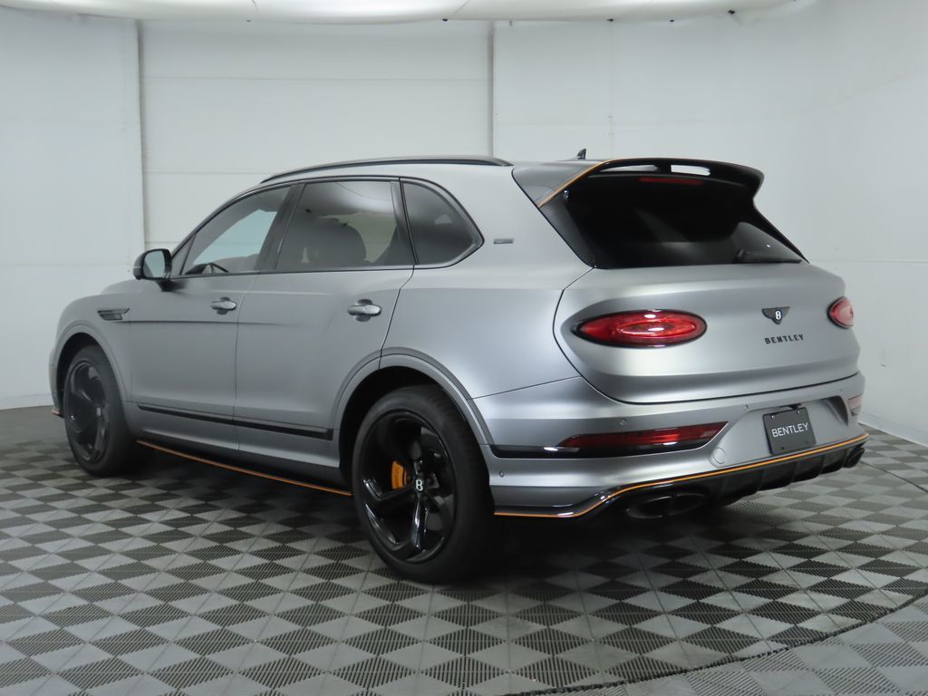 2024 Bentley Bentayga V8 photo 6