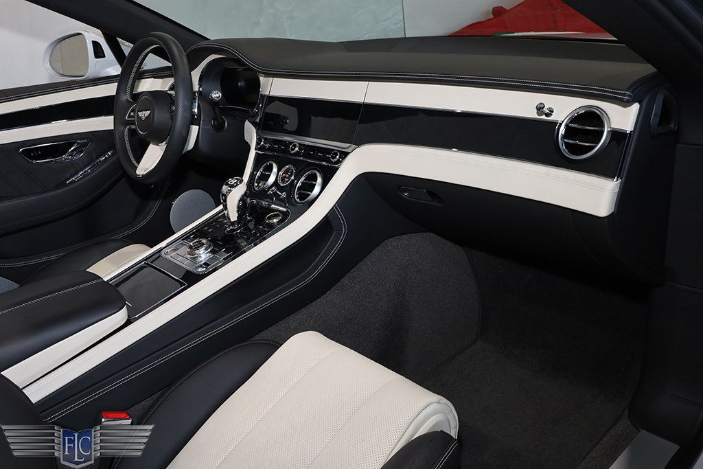 2024 Bentley Continental GTC V8 - Edition 8  - 23082486 - 24