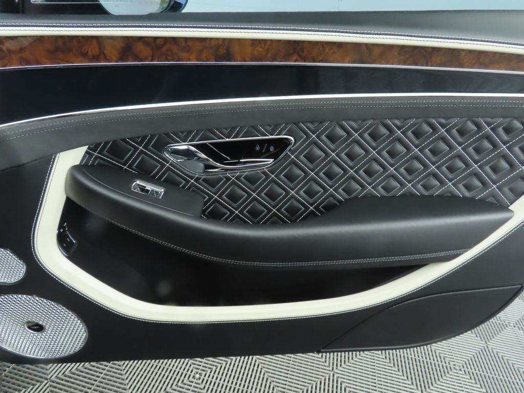 2024 Bentley Continental GT Speed photo 24