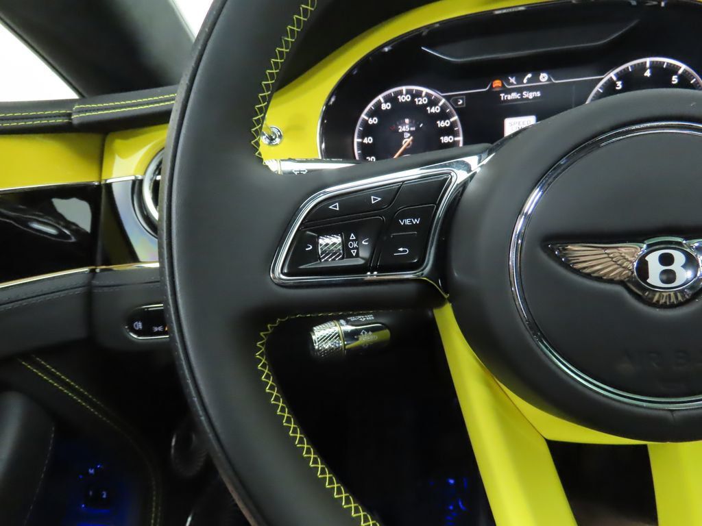 2024 Bentley Continental GT V8 photo 11