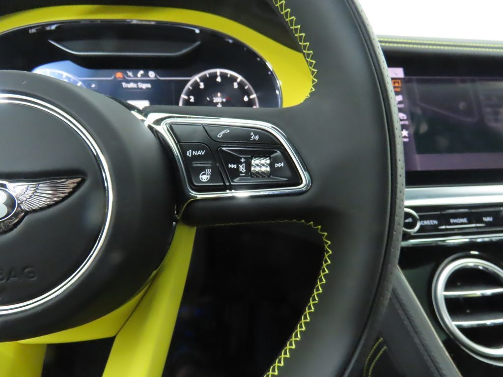 2024 Bentley Continental GT V8 photo 12