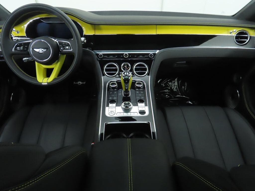 2024 Bentley Continental GT V8 photo 13