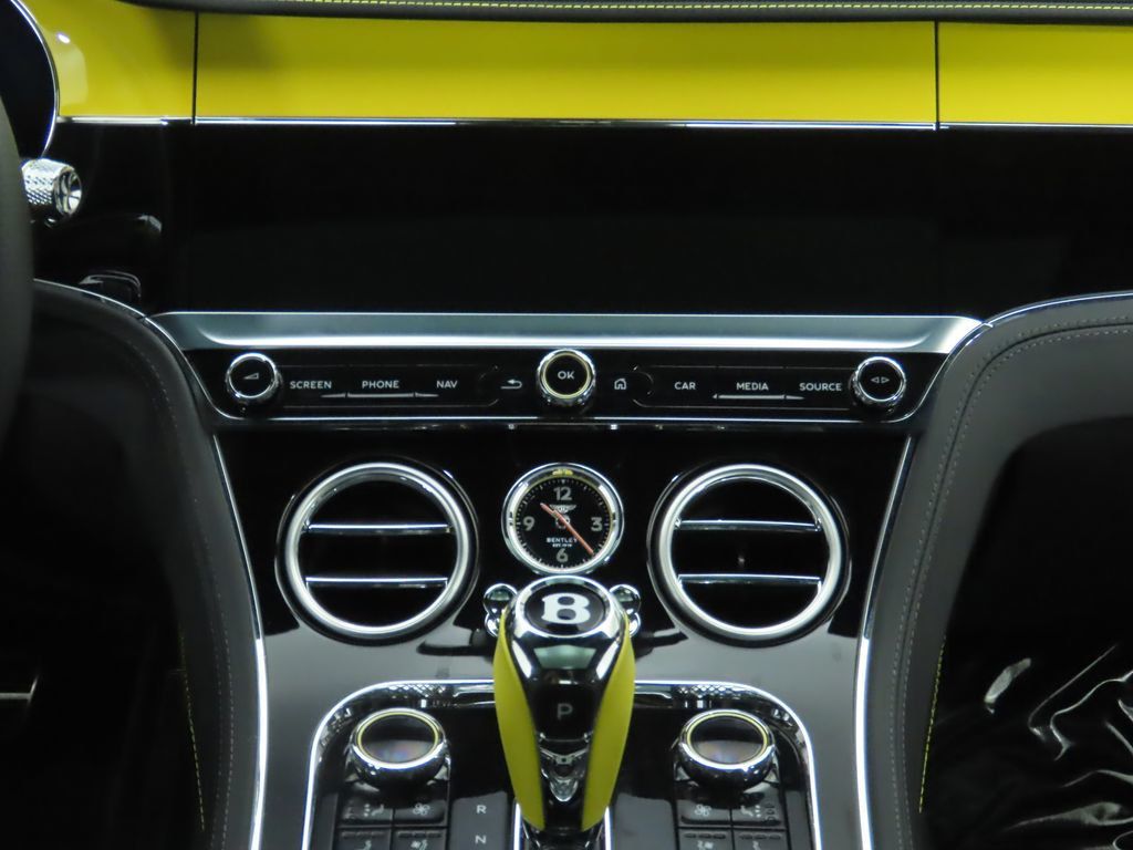 2024 Bentley Continental GT V8 photo 14