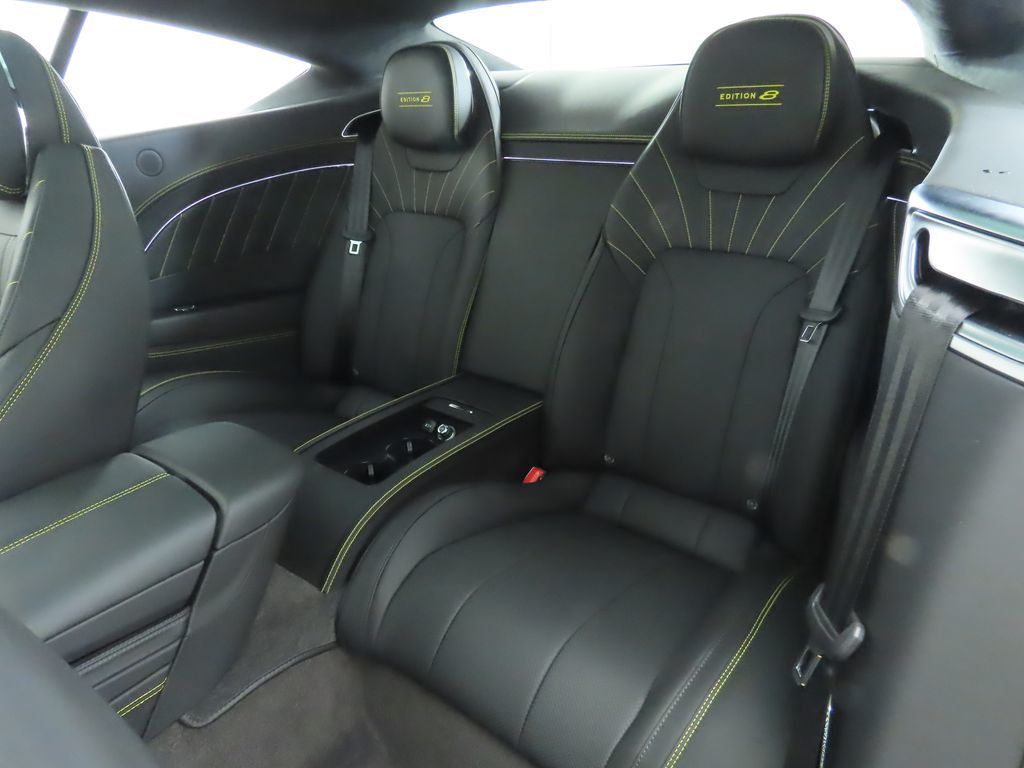 2024 Bentley Continental GT V8 photo 18