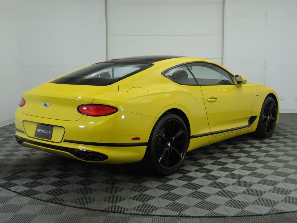 2024 Bentley Continental GT V8 photo 5