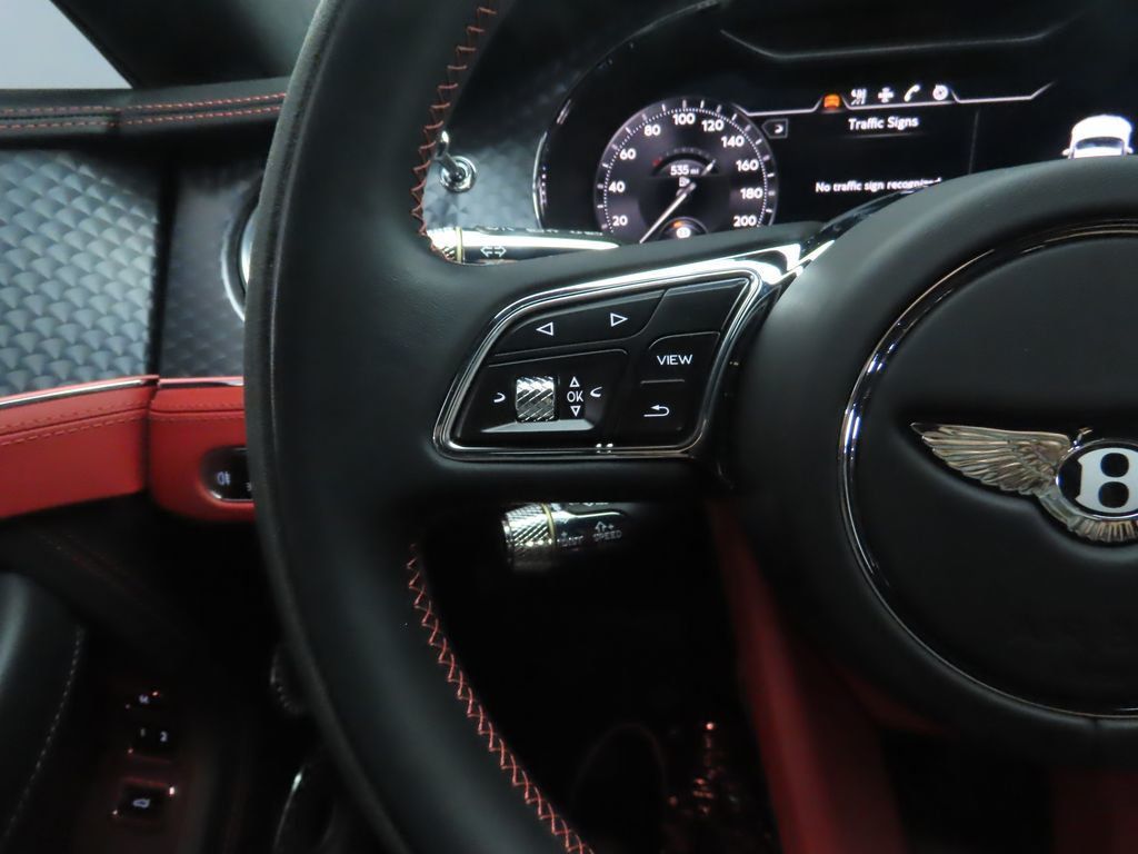 2024 Bentley Continental GT V8 photo 11