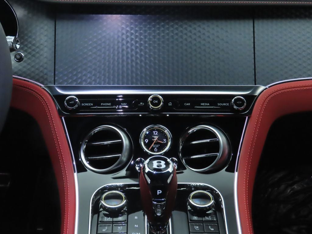 2024 Bentley Continental GT V8 photo 14