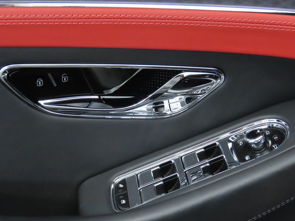 2024 Bentley Continental GT V8 photo 22