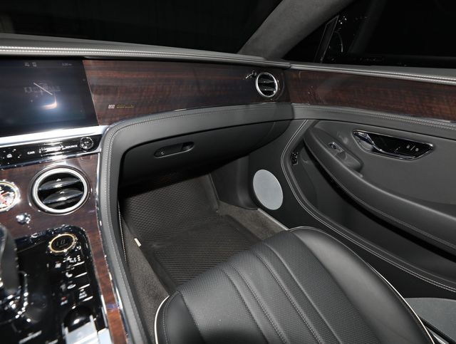 2024 Bentley Continental GT V8 -ONLY 1 OWNER - CLEAN CARFAX REPORT - 23062568 - 50