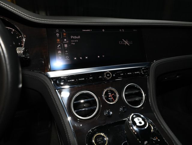 2024 Bentley Continental GT V8 -ONLY 1 OWNER - CLEAN CARFAX REPORT - 23062568 - 54
