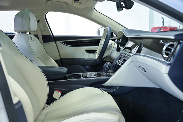 2024 Bentley Flying Spur V8 Sedan - 23067950 - 40