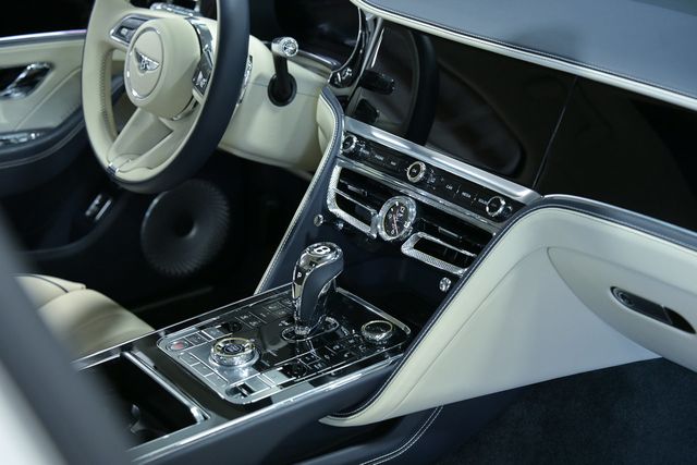 2024 Bentley Flying Spur V8 Sedan - 23067950 - 41