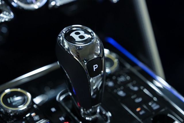 2024 Bentley Flying Spur V8 Sedan - 23067950 - 53