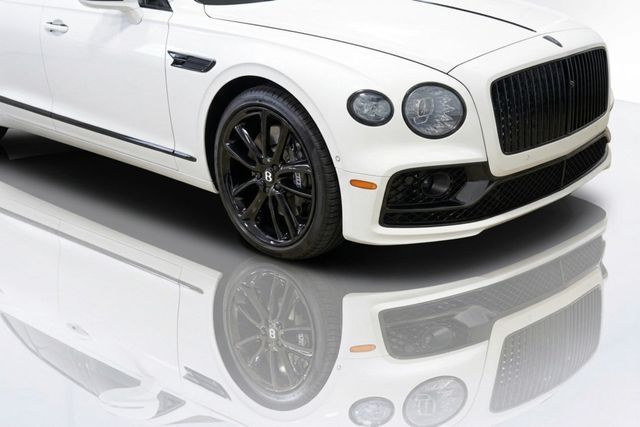 2024 Bentley Flying Spur V8 Sedan - 23067950 - 8