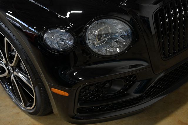 2024 Bentley Flying Spur V8 Sedan Edition 8  - 23009774 - 18