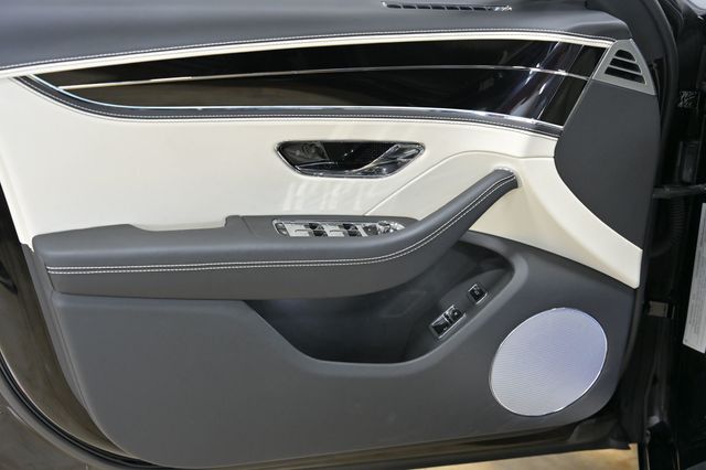 2024 Bentley Flying Spur V8 Sedan Edition 8  - 23009774 - 24