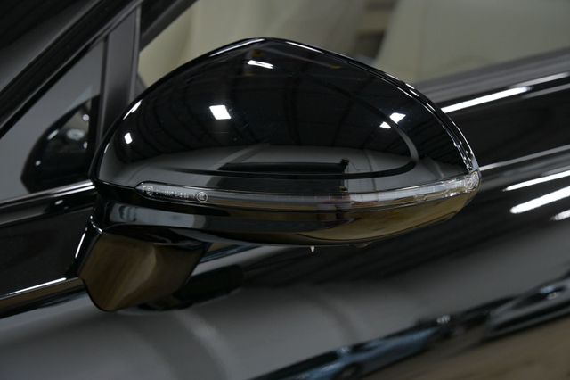 2024 Bentley Flying Spur V8 Sedan Edition 8  - 23009774 - 4