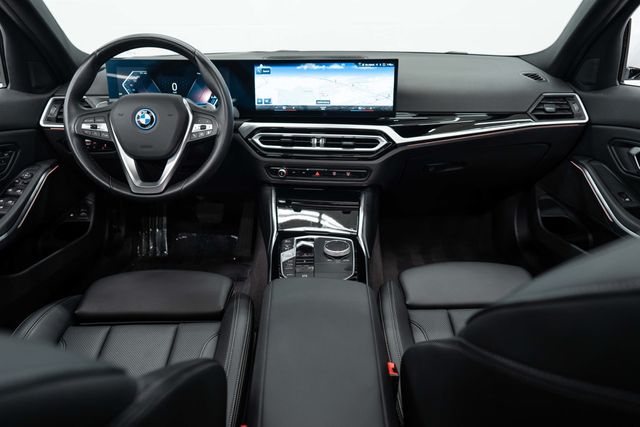 2024 BMW 3 Series 330e Plug-In Hybrid - 22879513 - 9